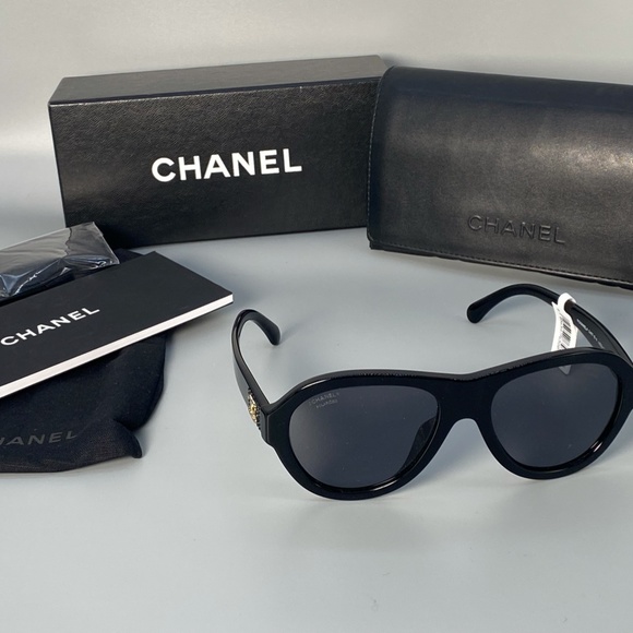 CHANEL PILOT SUNGLASSES - Picture 5 of 8